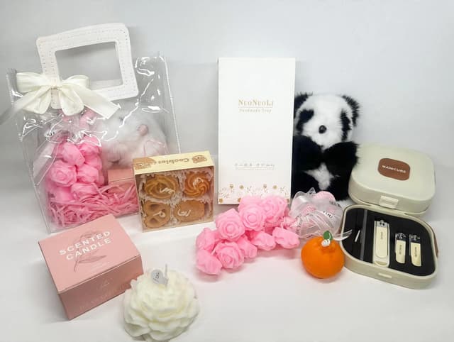 Classic Edition celebration favor box